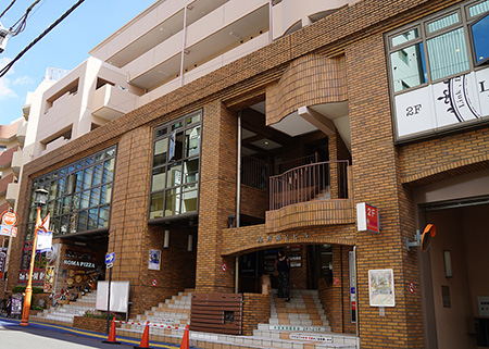 ニューロワークス大宮センター外観