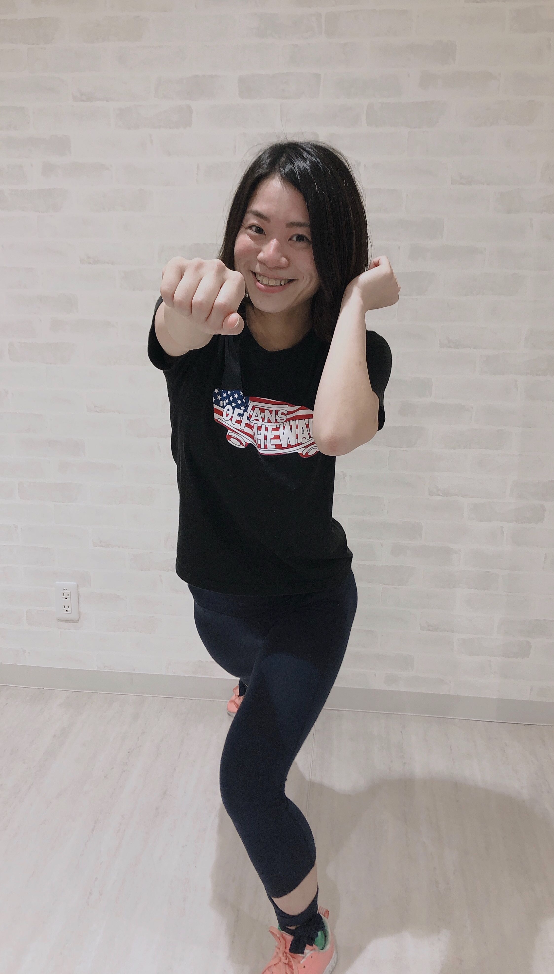 「ボクシングプログラム」に取り組む女性スタッフ