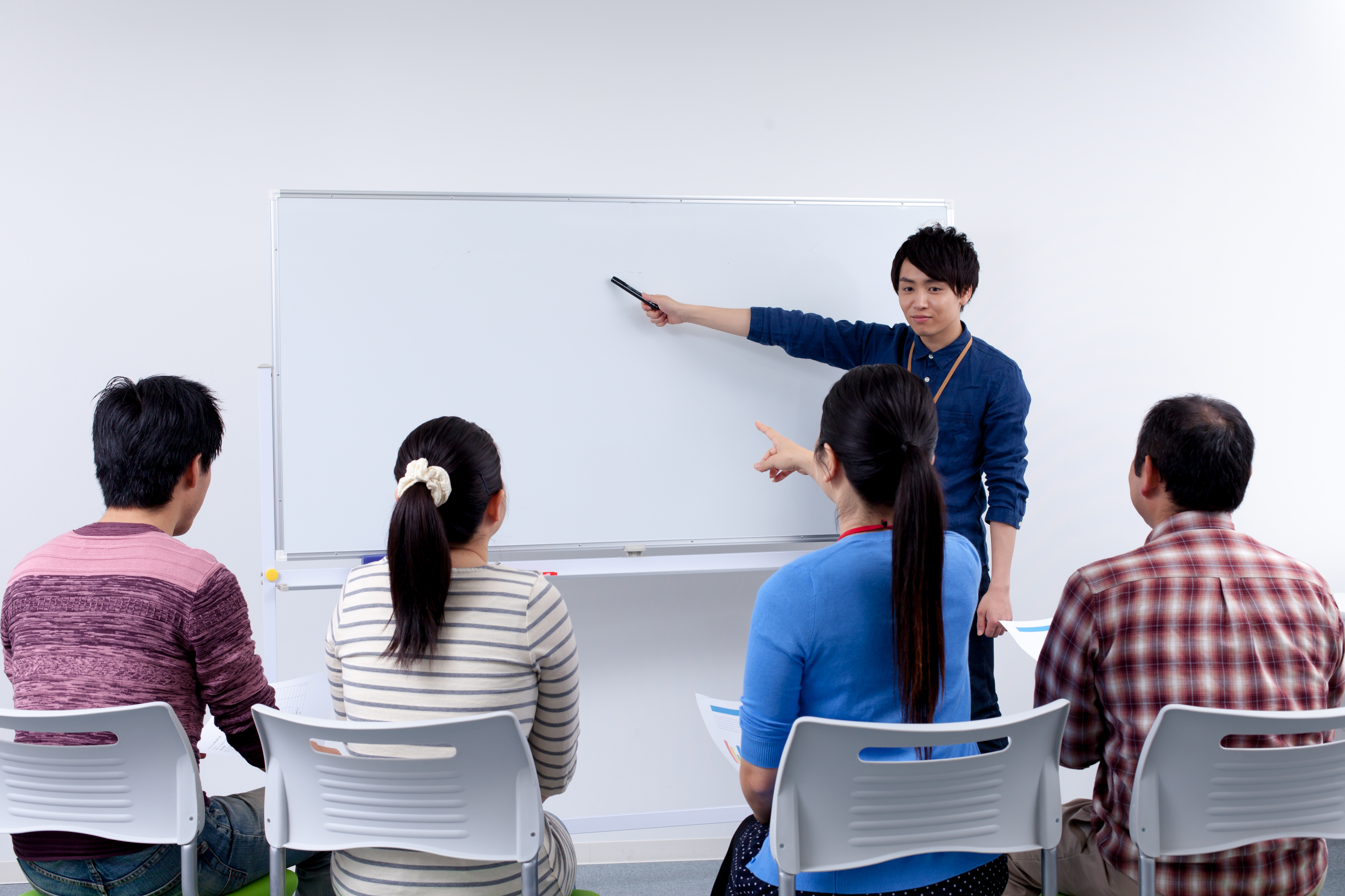 出張プログラムを受ける様子