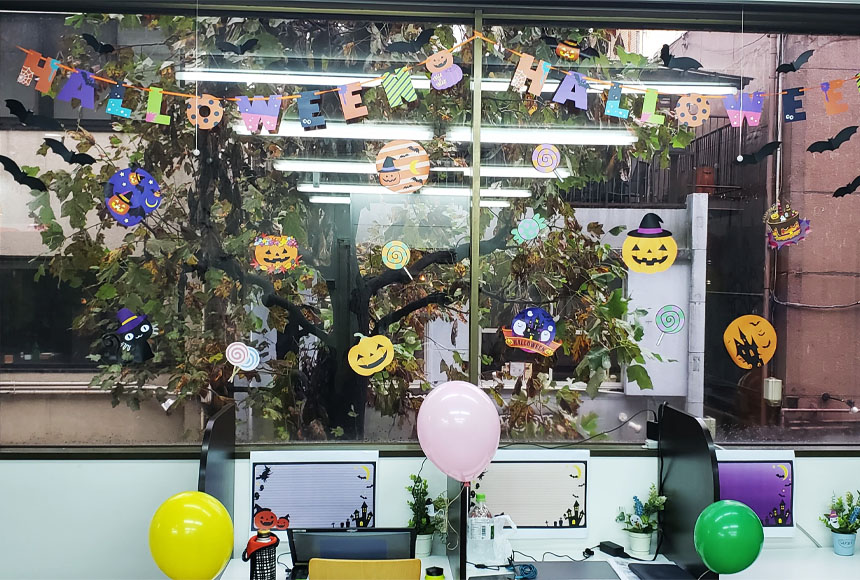 横浜センター一周年記念パーティ飾り付け