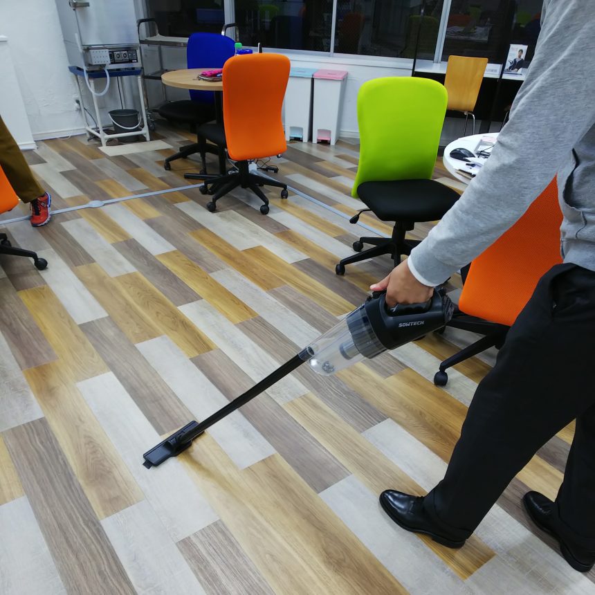 大宮センター10分間清掃の様子