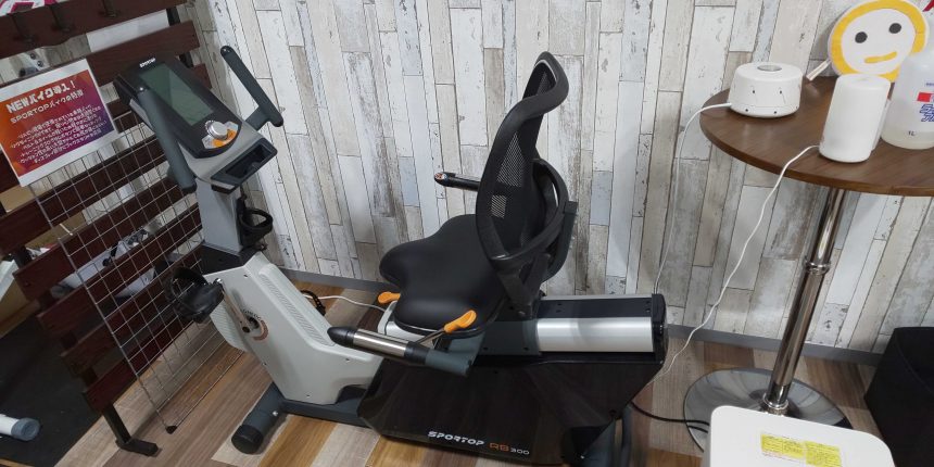 リハビリの現場でも使用されている本格的なバイクを設置